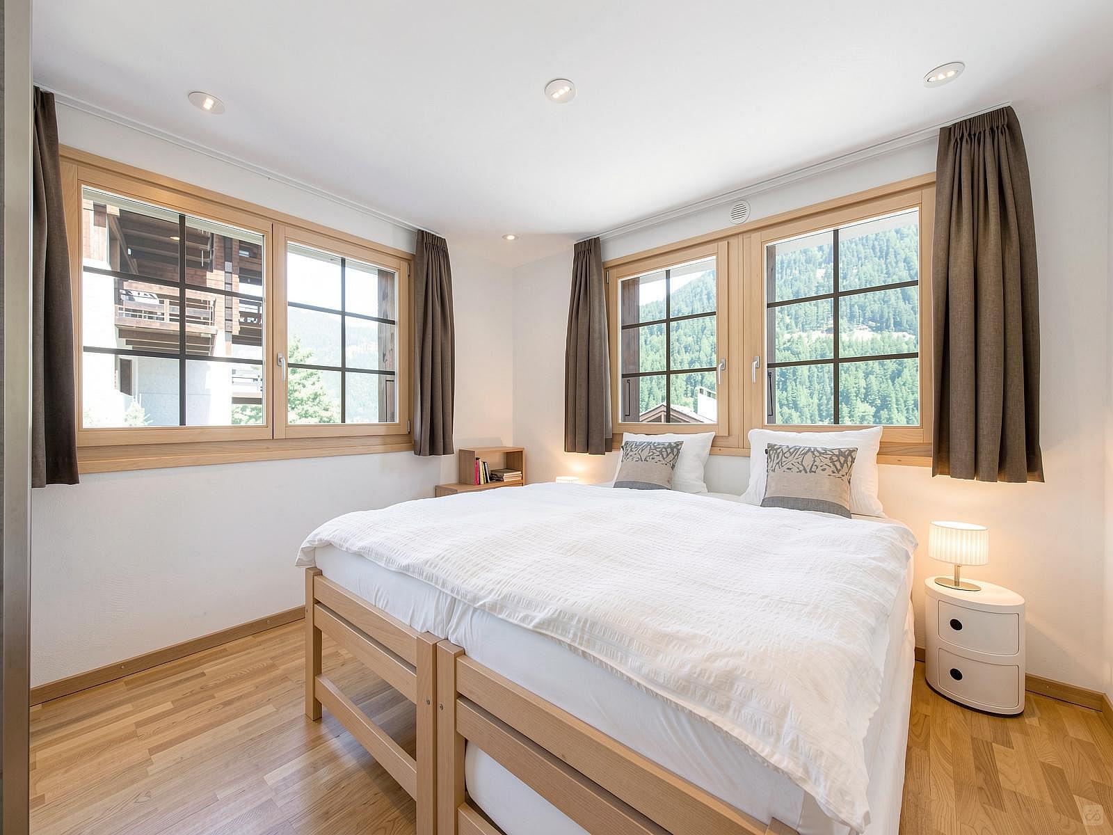 Double Room - Charming Chalet w/ Stunning Alps View w/ Coworking + Outdoor Areas - Gallery - 45