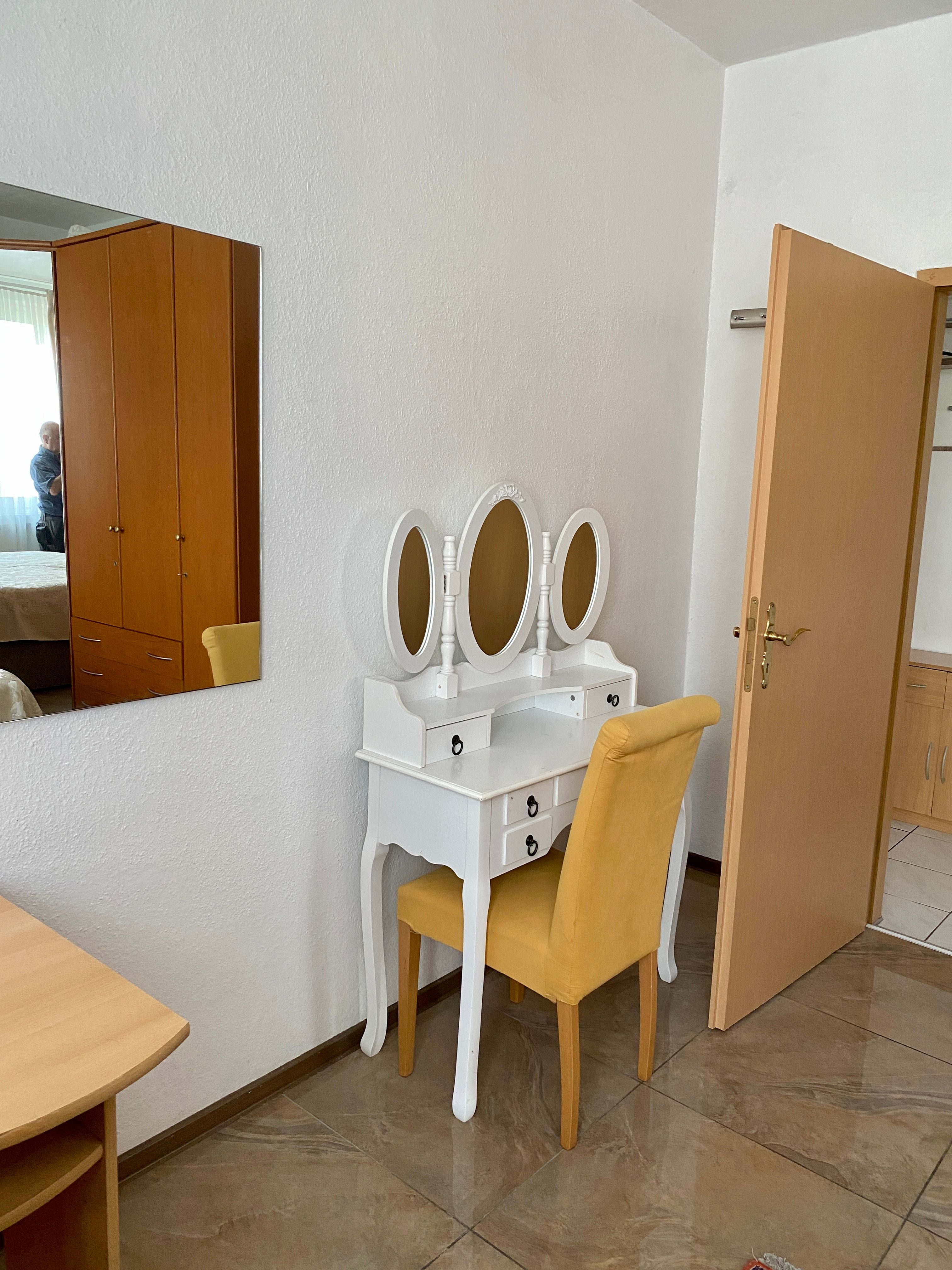 Amazing Home In Düsseldorf - 23
