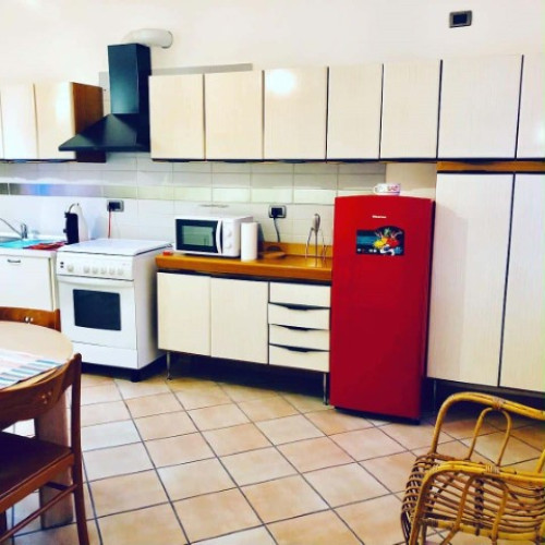 Room in Via Roma, San Martino Siccomario for 100 m² with 2 bedrooms - Gallery - 9