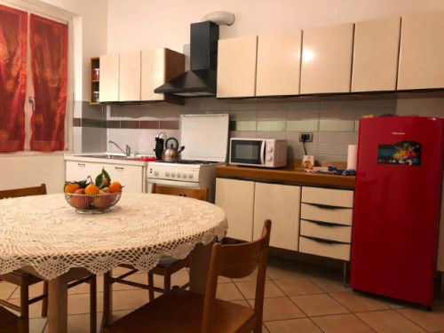 Room in Via Roma, San Martino Siccomario for 100 m² with 2 bedrooms - Gallery - 4