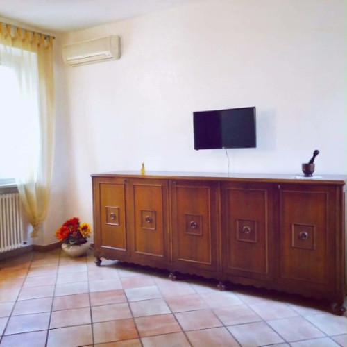 Room in Via Roma, San Martino Siccomario for 100 m² with 2 bedrooms - Gallery - 3