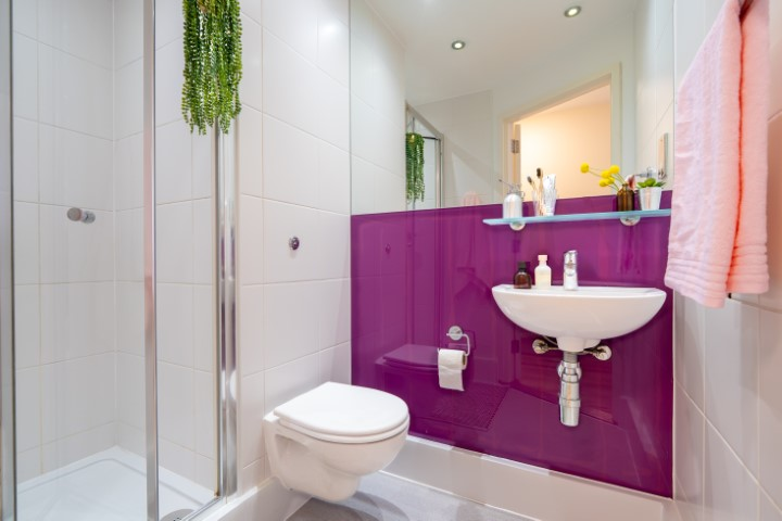 En-Suite - 2