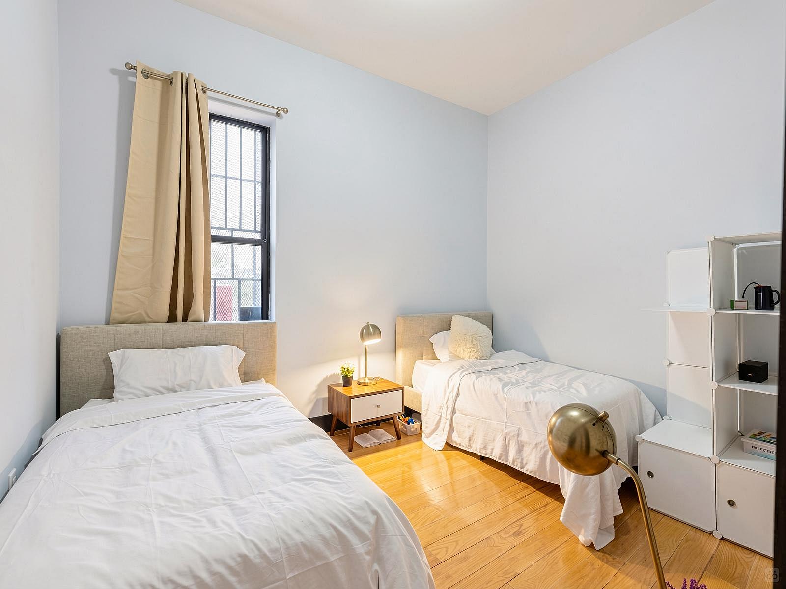 Bed In 2-Bed Room - 9