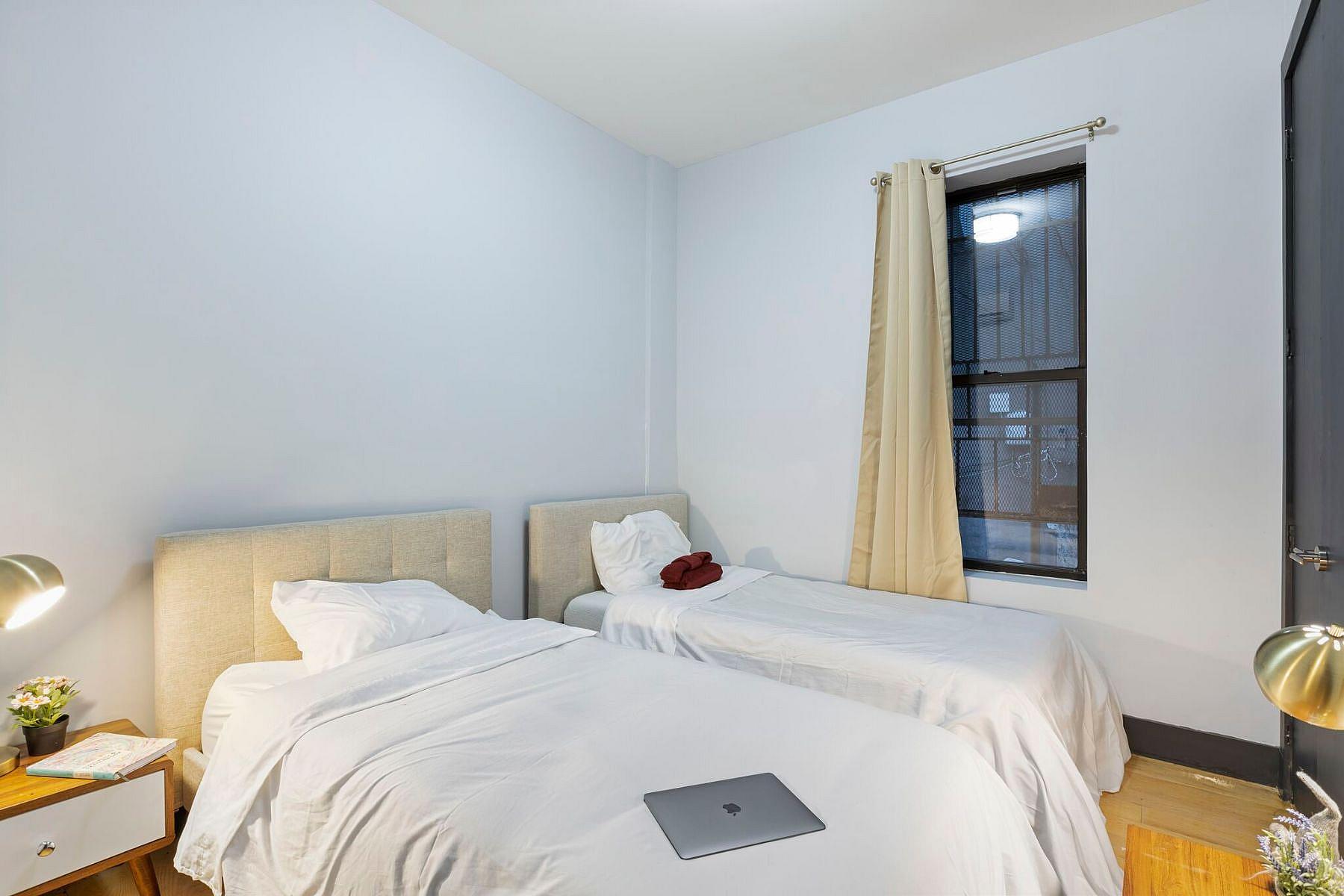 Bed In 2-Bed Room - 6