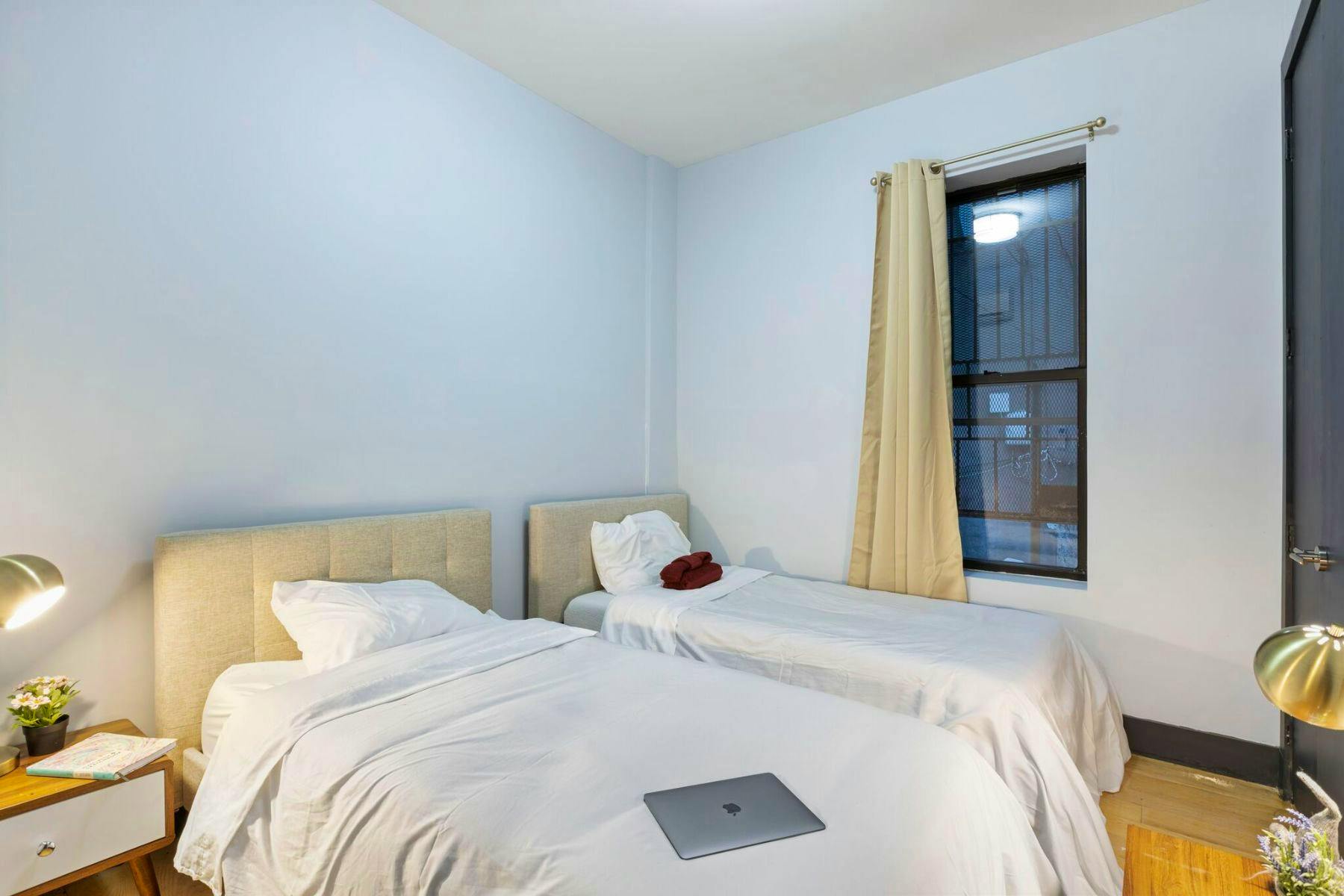 Bed In 2-Bed Room - 30