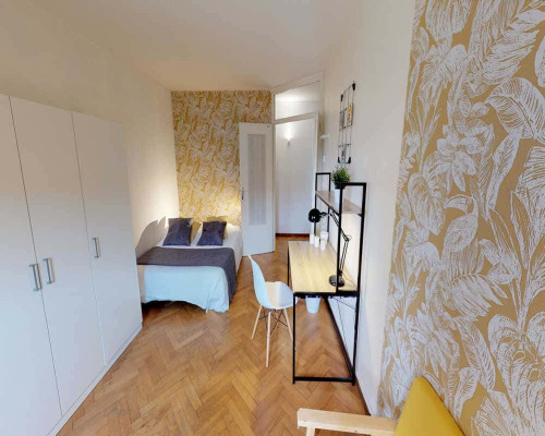 Chambre dans le Rue Garibaldi