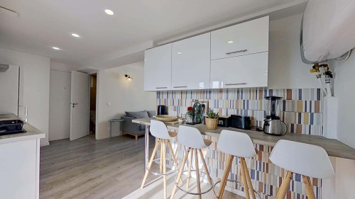 Room in Rue Granon, Marseille for 53 m² with 3 bedrooms - Gallery - 11