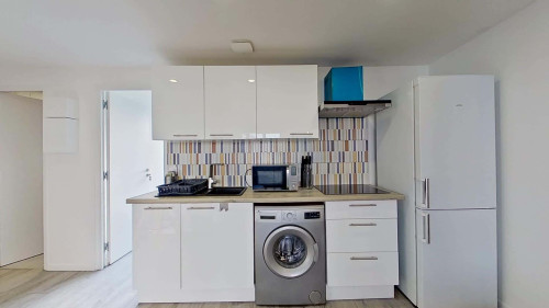 Room in Rue Granon, Marseille for 53 m² with 3 bedrooms - Gallery - 12