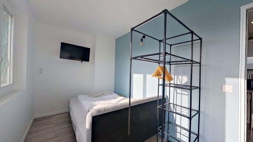 Room in Rue Granon, Marseille for 53 m² with 3 bedrooms