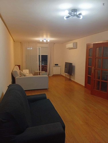 Apartment in Calle Doctor Ferrán, Albacete for 130 m² with 3 bedrooms