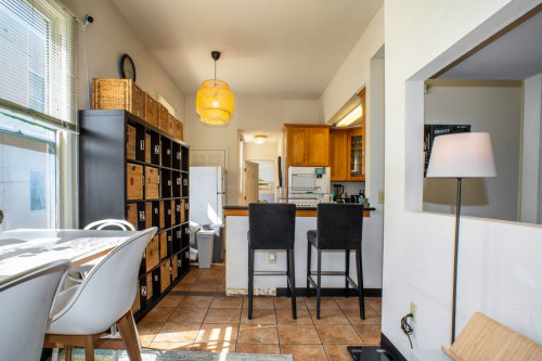 Dwight Home - Gallery - 40