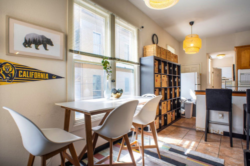 Dwight Home - Gallery - 43