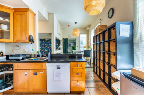 Dwight Home - Gallery - 28