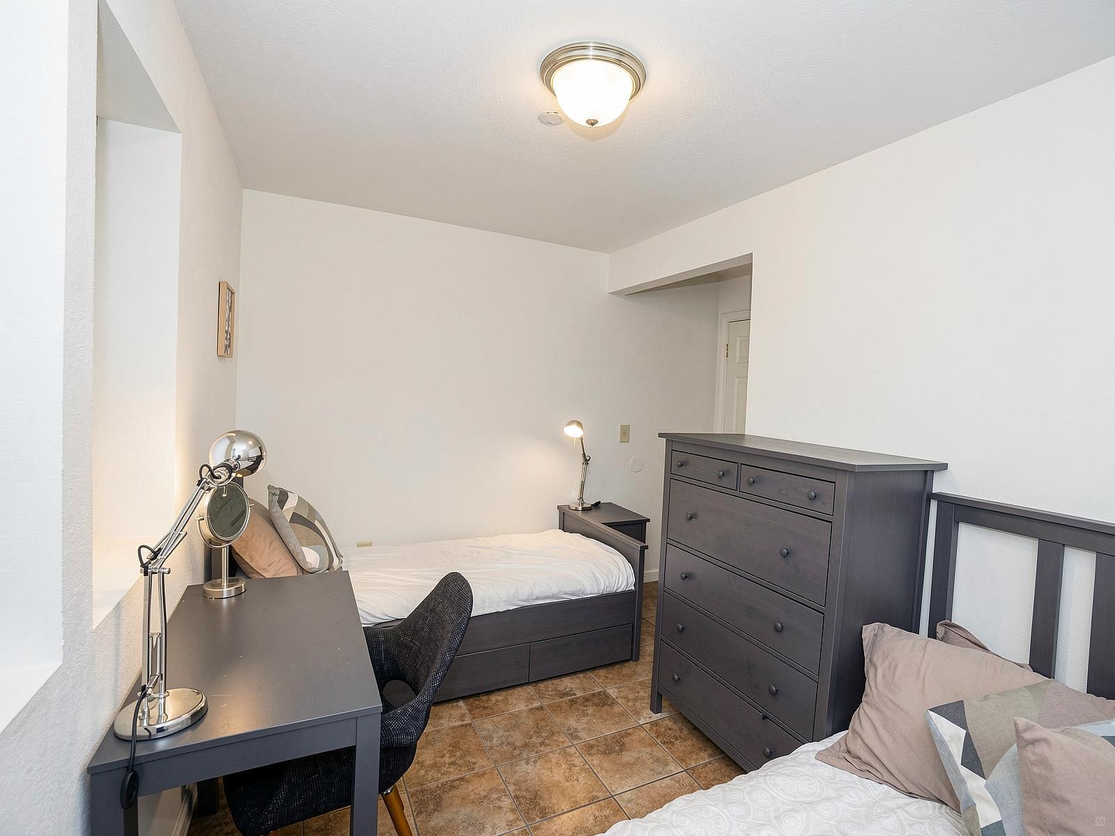 Bed In A 2-Bed Gender Separated Room - 2