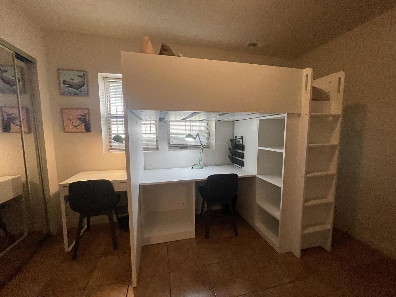 Bed In A 2-Bed Gender Separated Room - 7