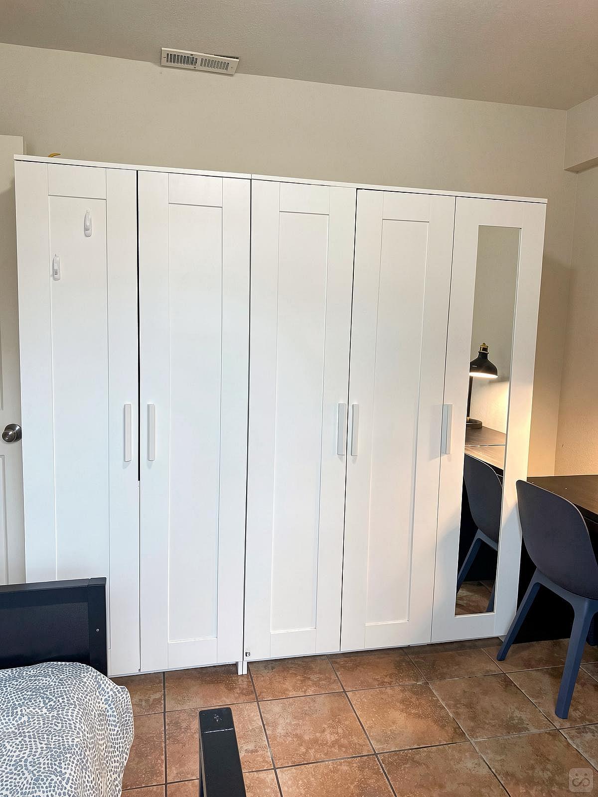  Dwight 6  -  8 min Walk to Campus | Big & Modern House w/ Coworking  - Gallery -  20