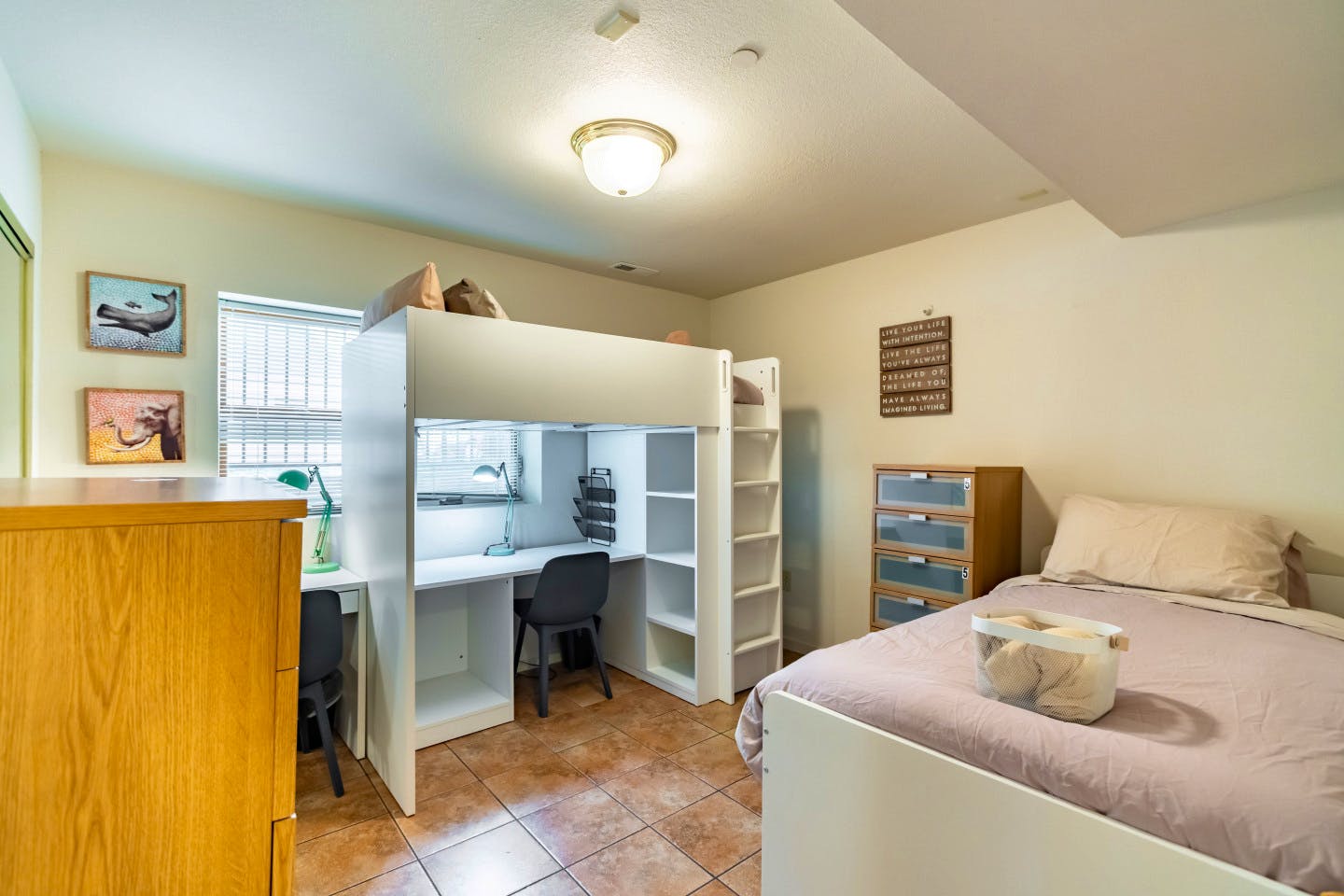  Bed In A 2-Bed Gender Separated Room  -  8 min Walk to Campus | Big & Modern House w/ Coworking  - Gallery -  38