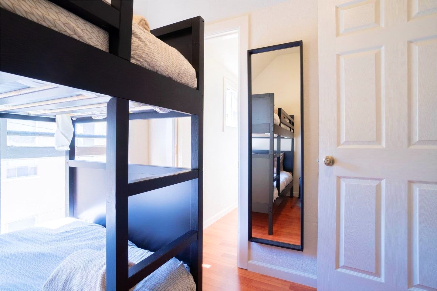  Bed In A 2-Bed Gender Separated Room  -  8 min Walk to Campus | Big & Modern House w/ Coworking  - Gallery -  10