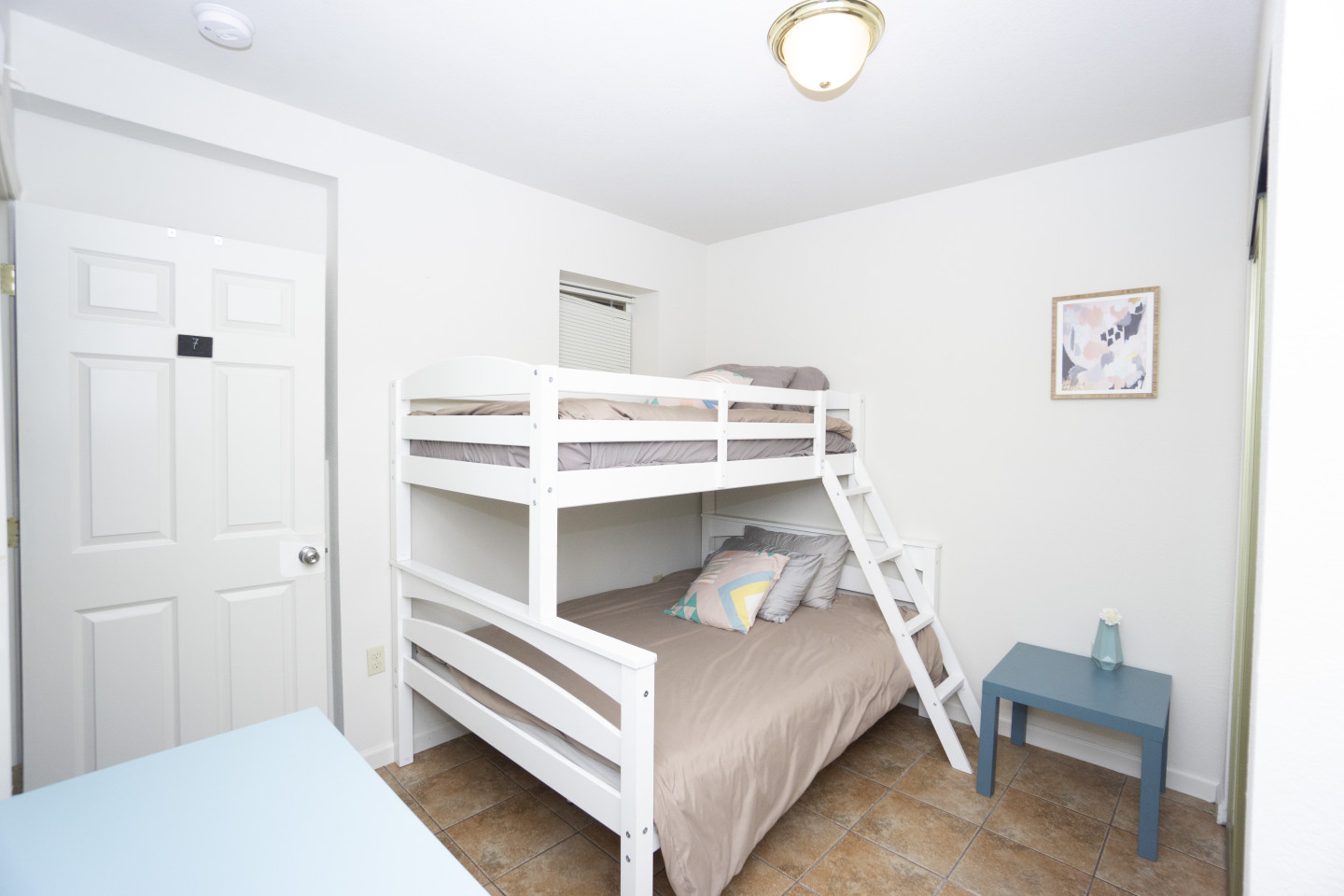  Bed In A 2-Bed Gender Separated Room  -  8 min Walk to Campus | Big & Modern House w/ Coworking  - Gallery -  44