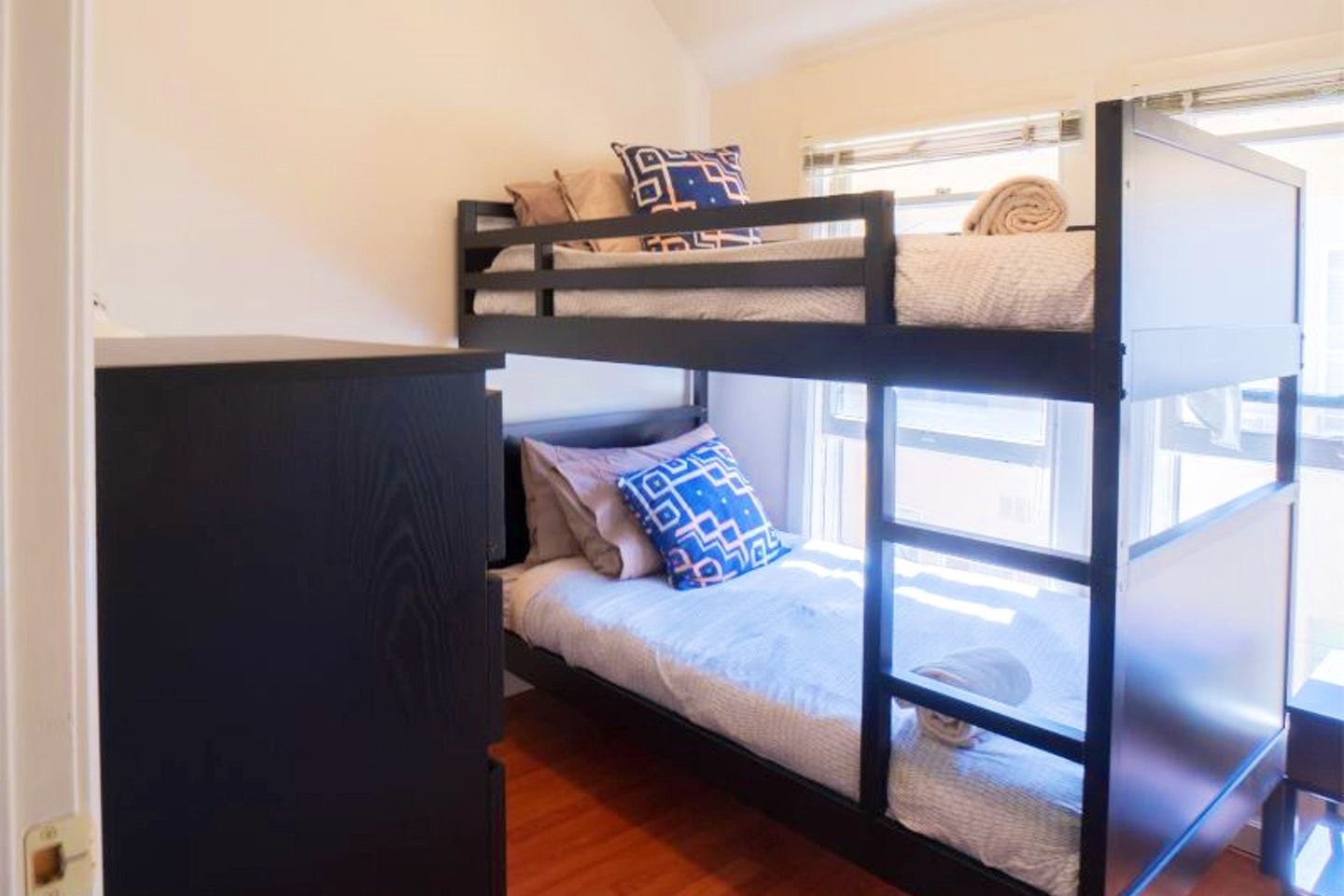  Bed In A 2-Bed Gender Separated Room  -  8 min Walk to Campus | Big & Modern House w/ Coworking  - Gallery -  11