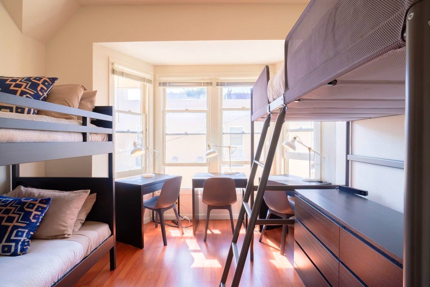  Bed In A 3-Bed Gender Separated Room  -  8 min Walk to Campus | Big & Modern House w/ Coworking  - Gallery -  7