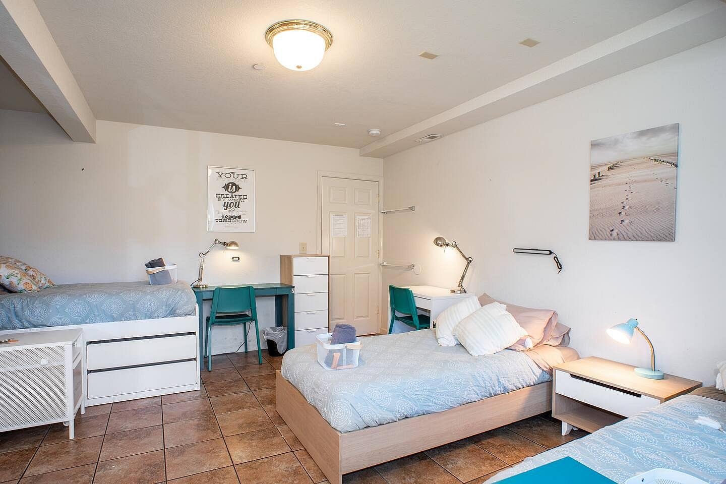 Bed In A 3-Bed Gender Separated Room  -  8 min Walk to Campus | Big & Modern House w/ Coworking  - Gallery -  81