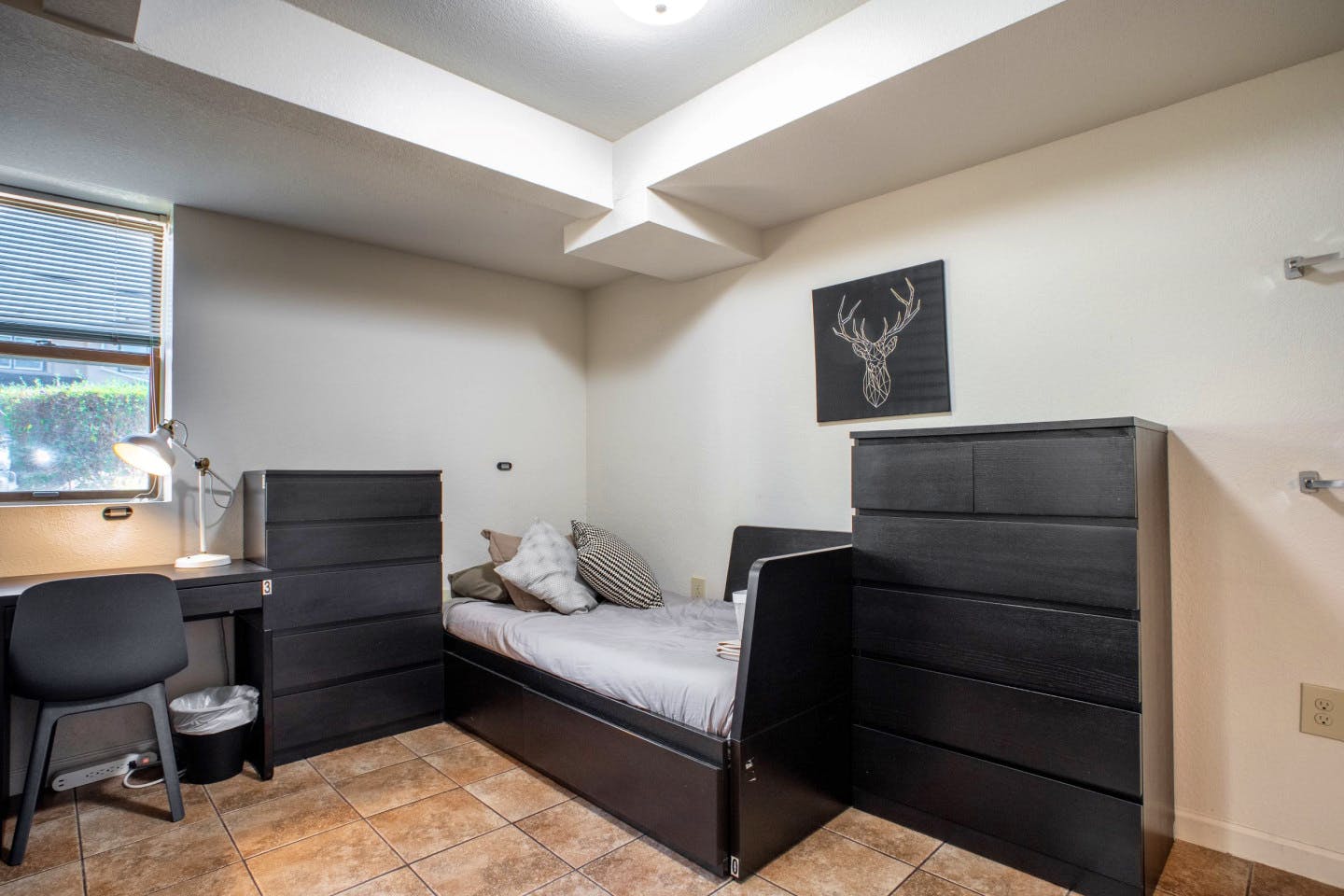  Bed In A 3-Bed Gender Separated Room  -  8 min Walk to Campus | Big & Modern House w/ Coworking  - Gallery -  57