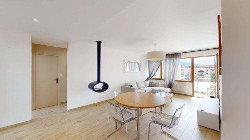 Apartment in Rue Aristide Briand, Annemasse for 80 m² with 2 bedrooms