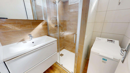 Apartment in Rue du 11 Novembre 1918, Bron for 43 m² with 1 bedroom - Gallery - 13
