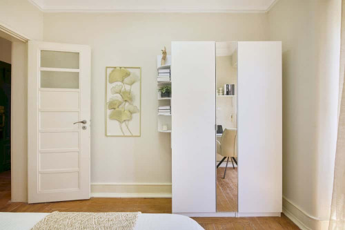 Room 4 - Rua Pascoal de Melo 11 3D - Gallery - 6