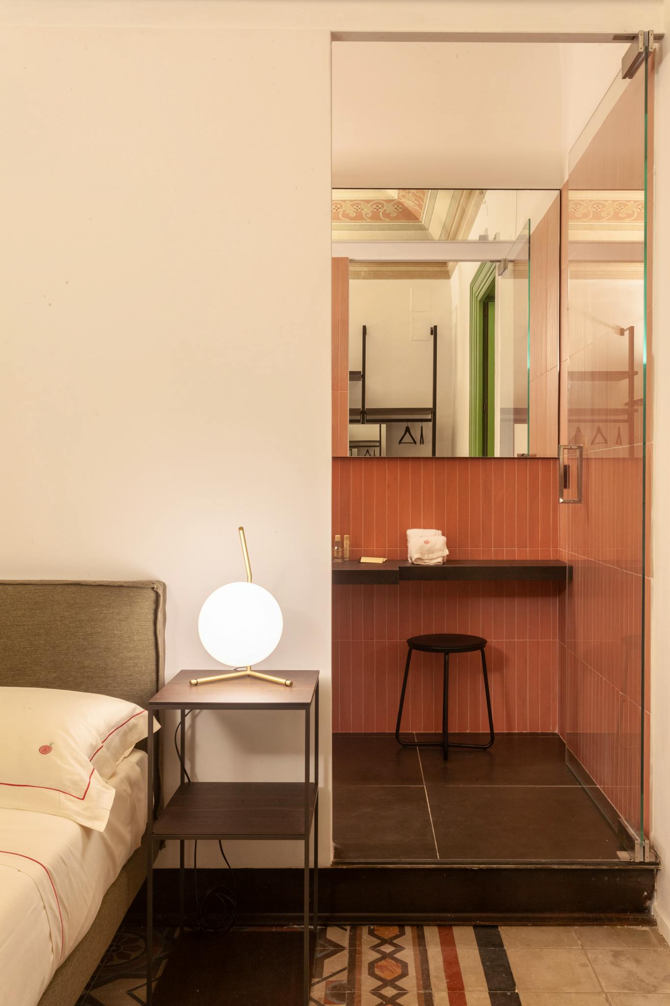 Deluxe Room 1 - Libertà Home - Gallery - 6