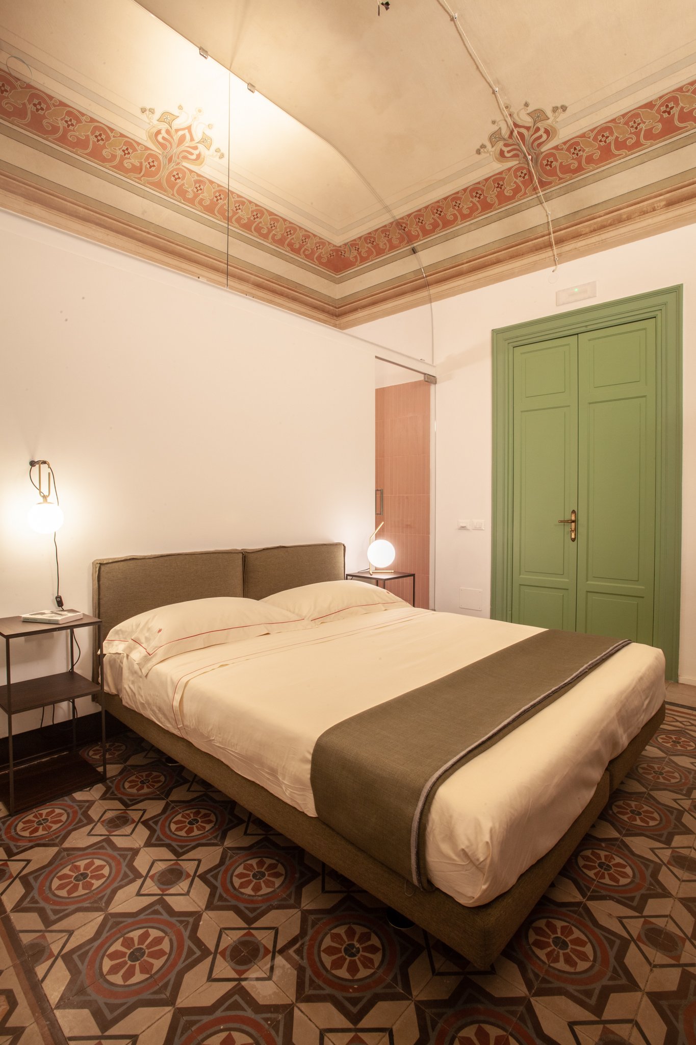 Deluxe Room 1 - Libertà Home - Gallery - 11