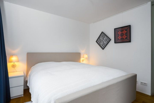 Pretty and quiet Apartment close to city center, Düsseldorf - Gallery - 12