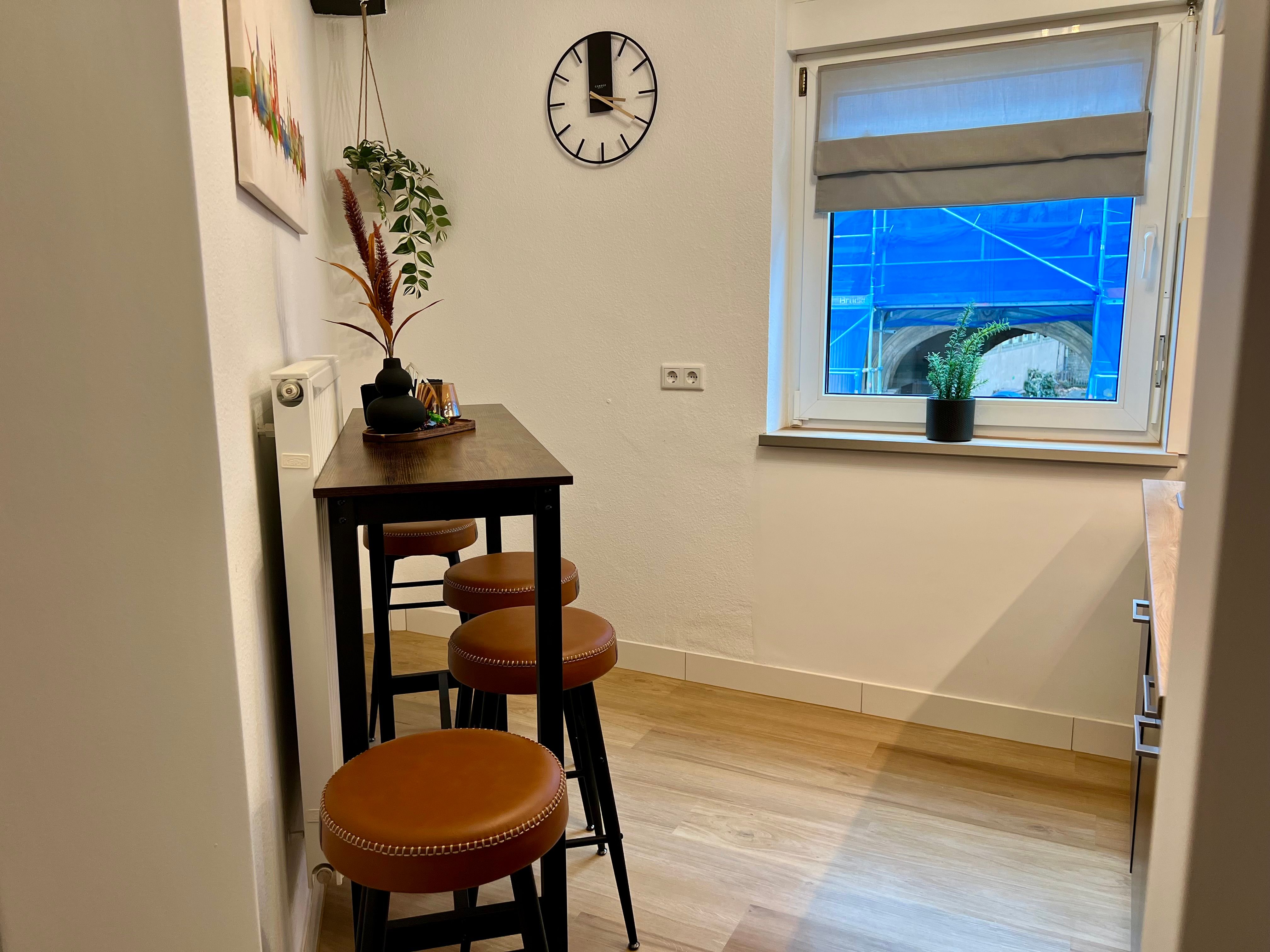 Modern, Fully Furnished 55 Sqm Apartment In Würzburg Old Town For Short-Term Rental For 1-4 People - 10