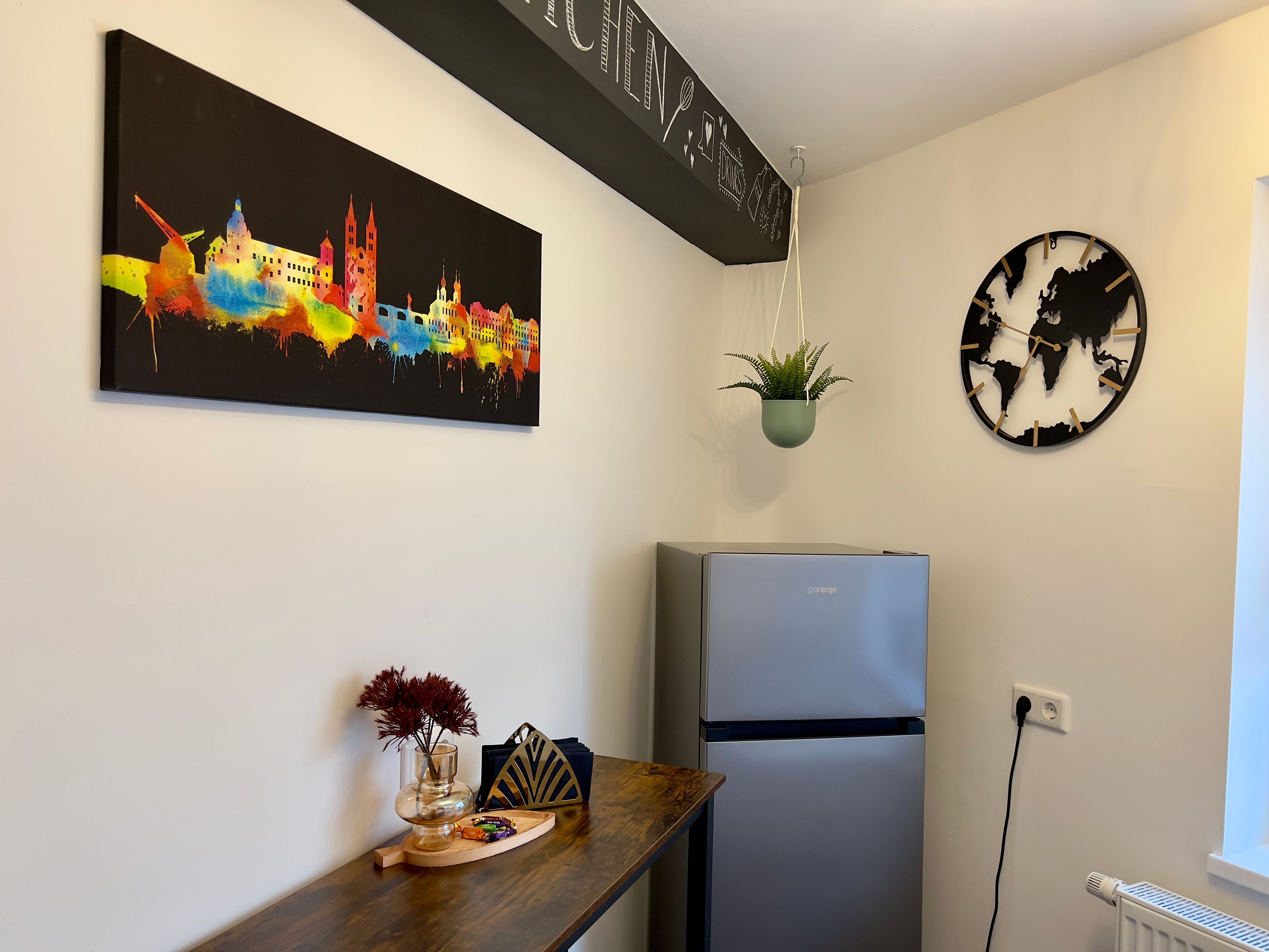 Modern, Fully Furnished 49 Sqm Apartment In Würzburg Old Town For Short-Term Rental For 1-3 People - 3