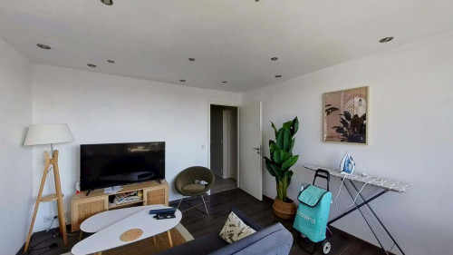 Room in Rue Gabriel Pierné, Metz for 61 m² with 3 bedrooms