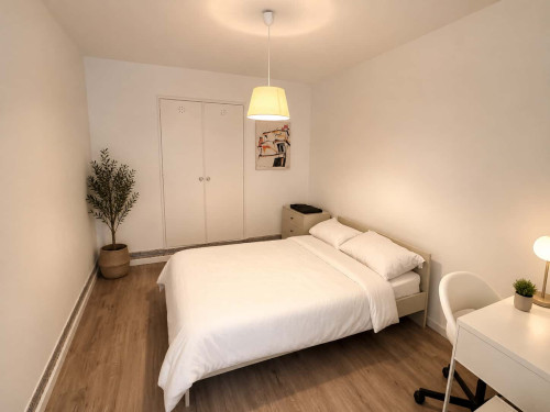 Spacious Apartment in Rua do Diário de Notícias, Lisboa