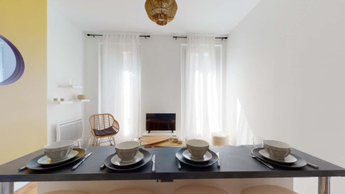 Apartment in Rue Pierre Albrand, Marseille for 57 m² with 3 bedrooms