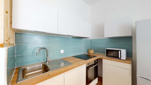 Apartment in Rue Pierre Albrand, Marseille for 57 m² with 3 bedrooms - Gallery - 6