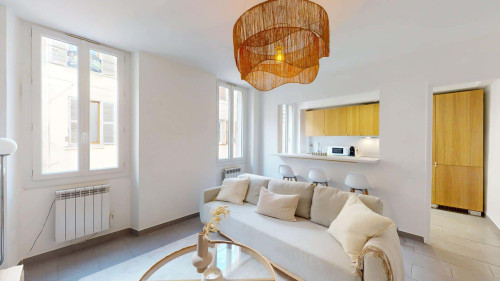 Apartment in Rue Michel de Bourges, Toulon for 51 m² with 2 bedrooms