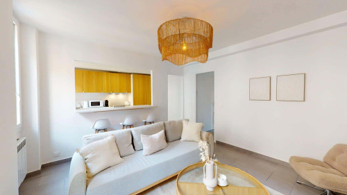 Apartment in Rue Michel de Bourges, Toulon for 51 m² with 2 bedrooms
