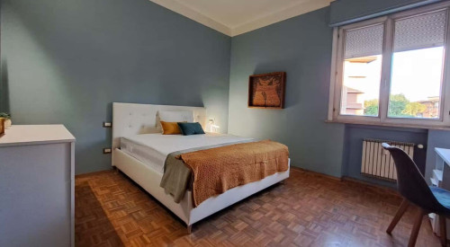Room in Via Francesco Furini, Firenze for 55 m² with 2 bedrooms