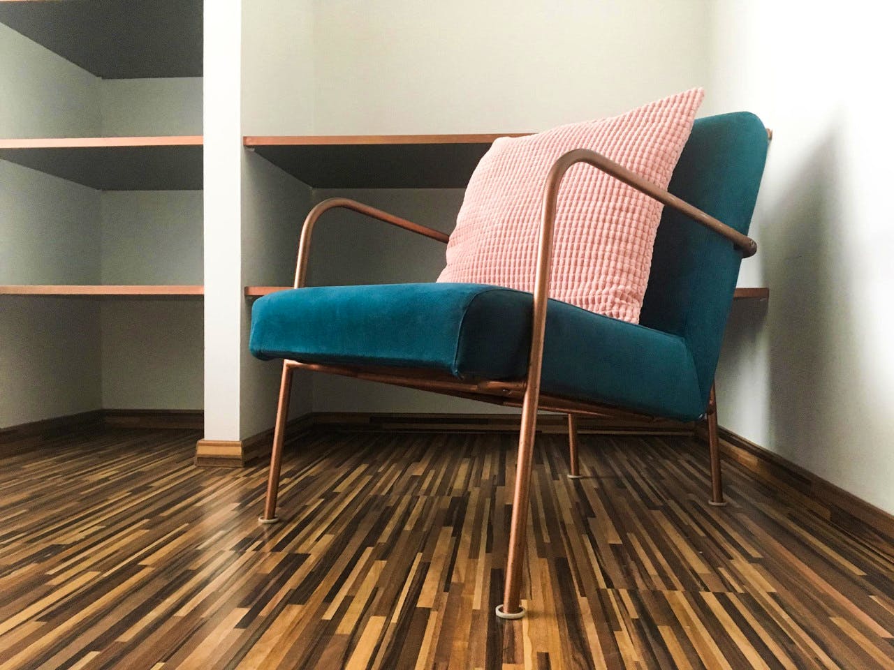 The Medium One Room  -  Stylish near the Market Square Apartment  - Gallery -  15
