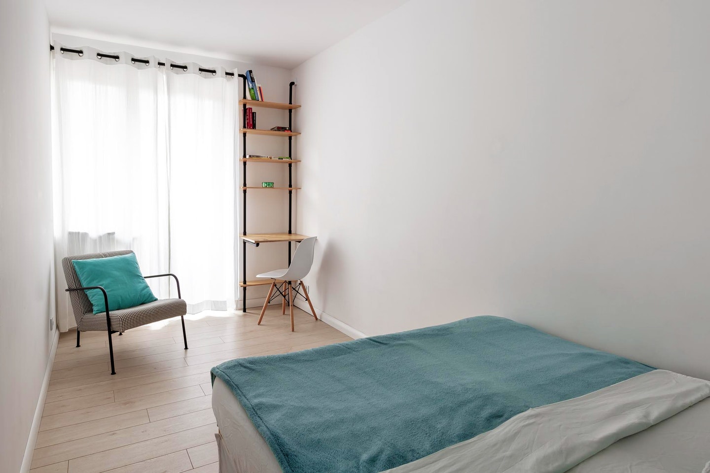  The Large One  -  Stylish near the Market Square Apartment  - Gallery -  2