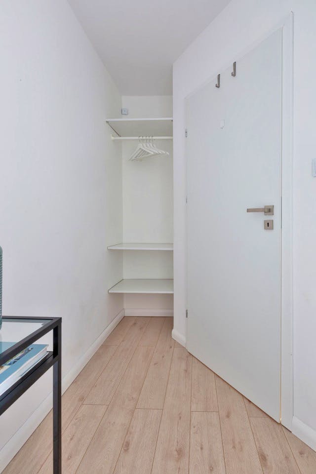  The Large One  -  Stylish near the Market Square Apartment  - Gallery -  19