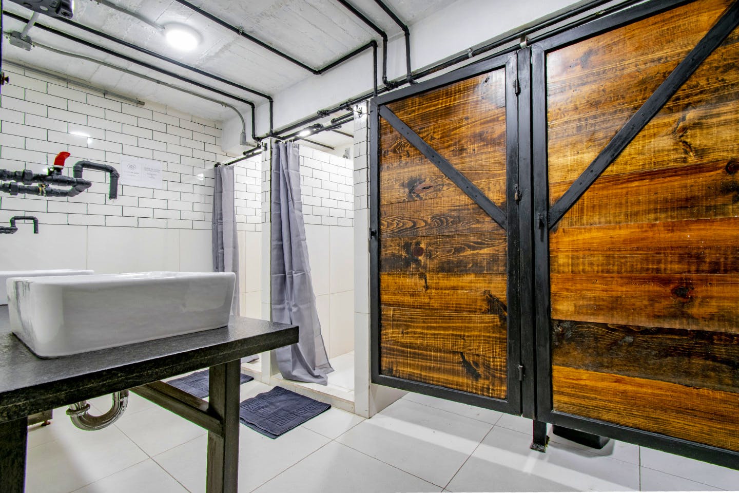  Private Single Room  -  Industrial Designed Building w/ Coworking + Rooftop Deck  - Gallery -  9