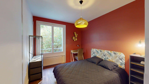 Room in Boulevard du Grand Cerf, Poitiers for 95 m² with 4 bedrooms