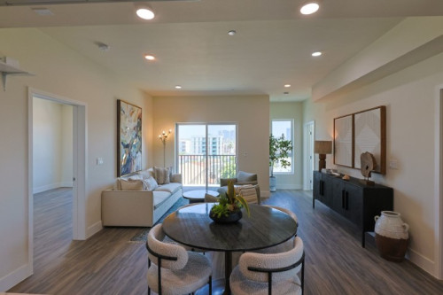 1037 Dewey Ave - Gallery - 5