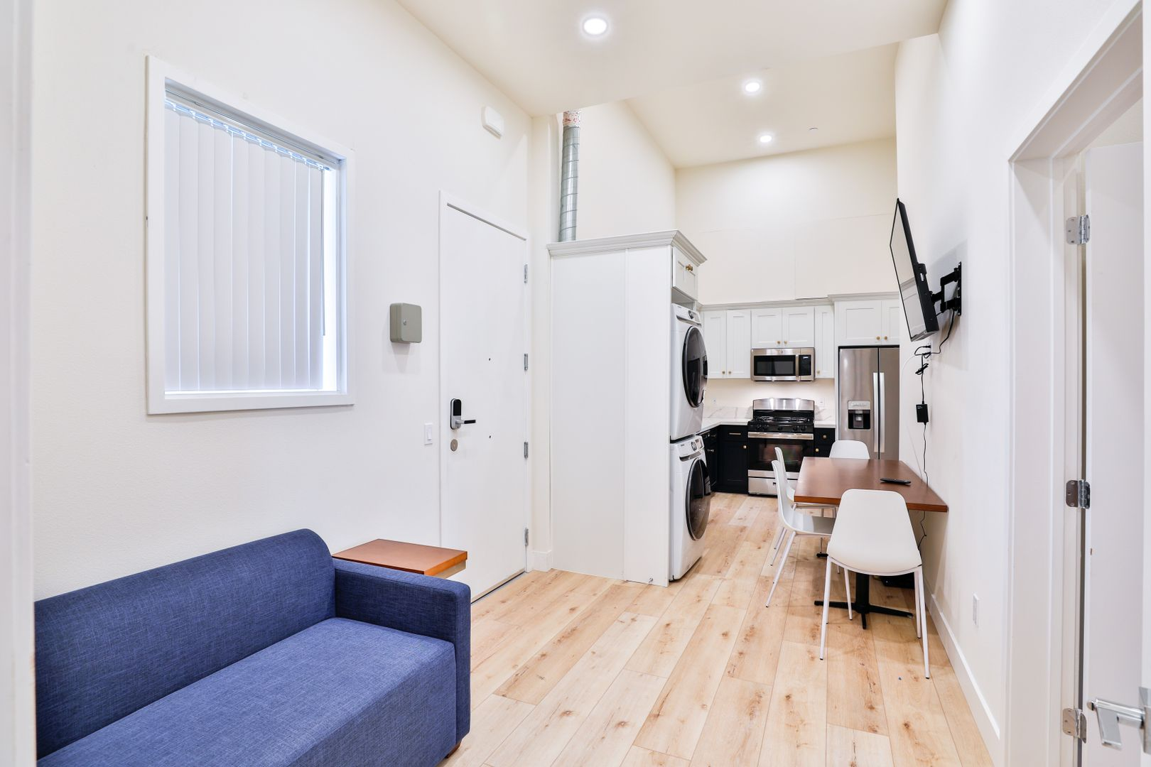 C3 (202, 403) Private Room - 2