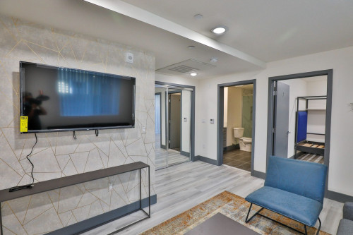 3431 S Catalina St - Gallery - 8